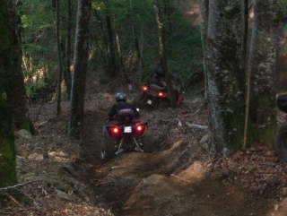  Pbaños en cuatrimoto en Neuveglise 